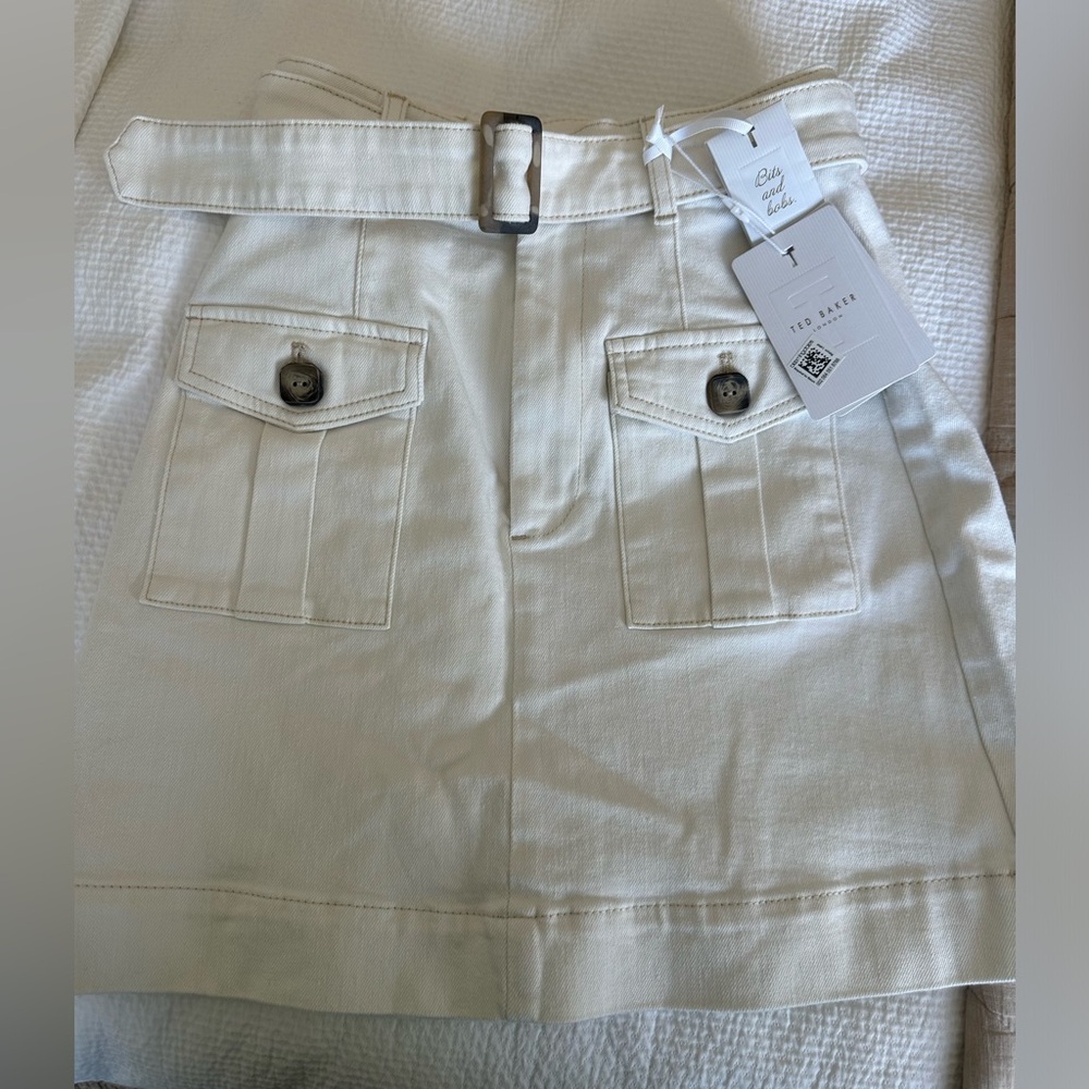 NWT Ted Baker High Waisted Skirt Sz 0